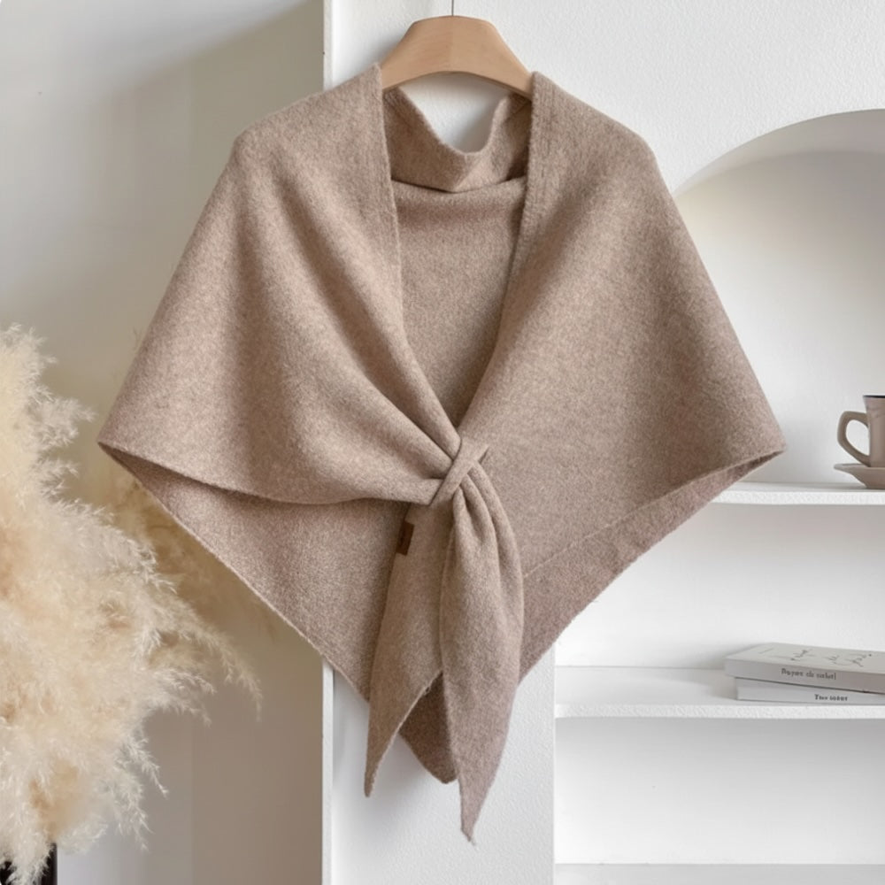 Carmen™ – Châle Croisé Élégance